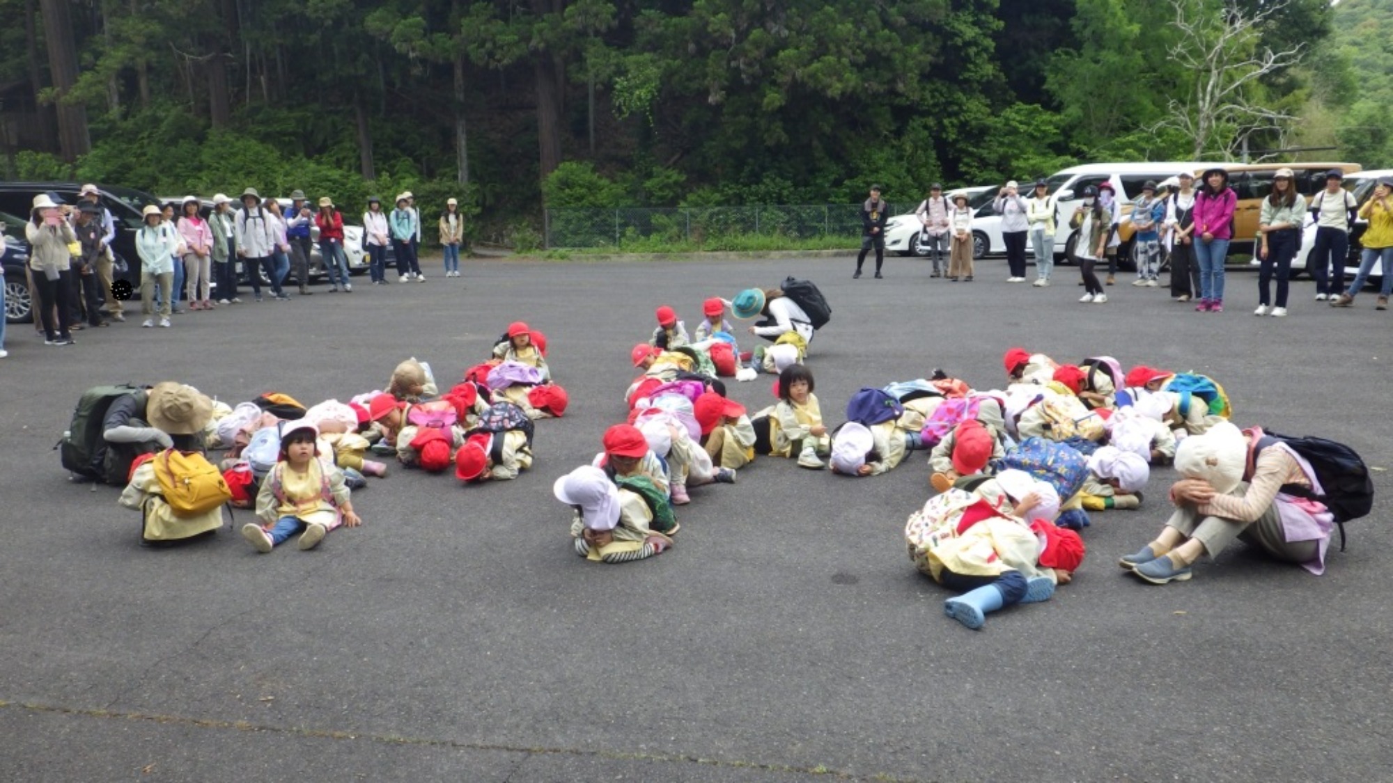 年少　5月の園外保育　その1