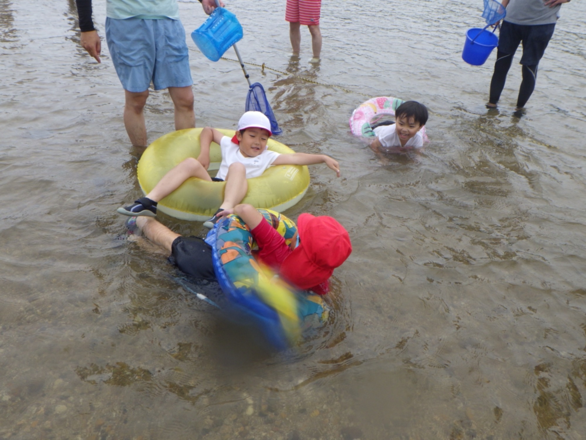 年長　矢作川　川遊び園外保育（1/2）