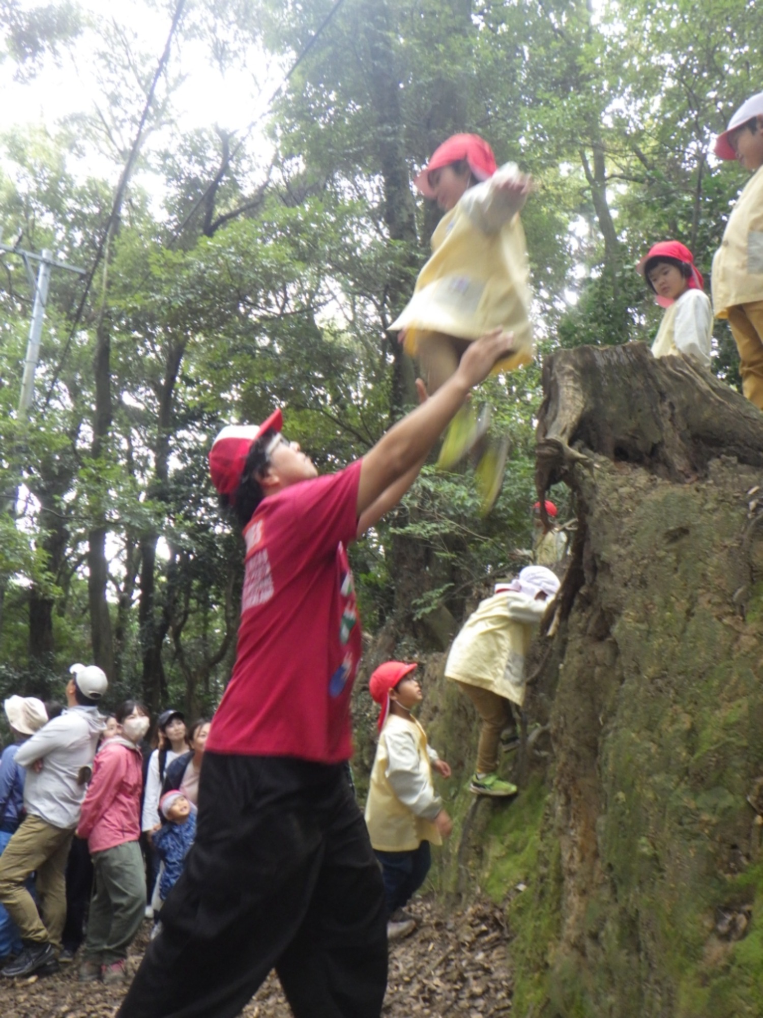 【年中】10/16　村積山　園外保育（2/3）