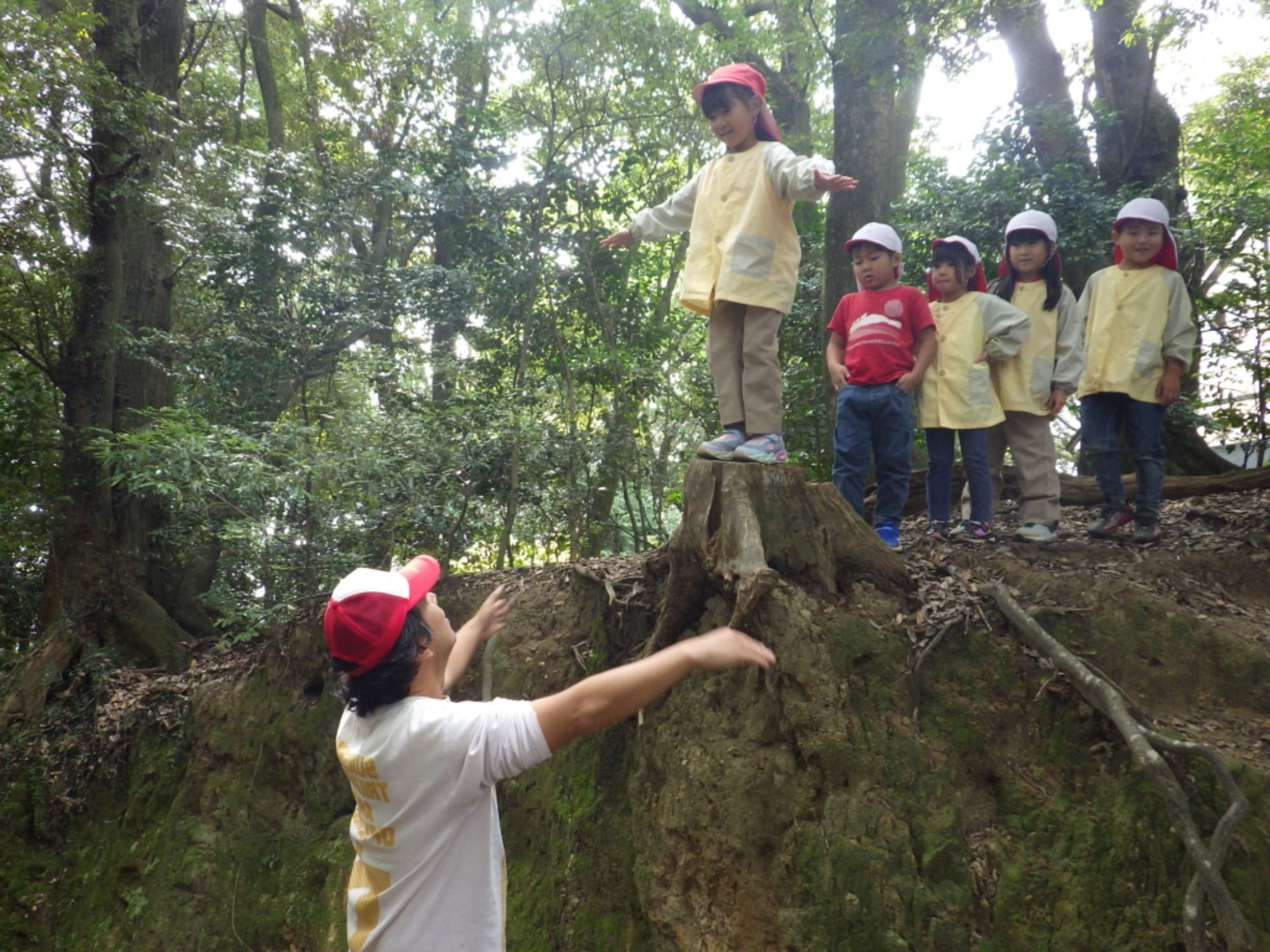 【年長】10/31　村積山　園外保育（2/3）