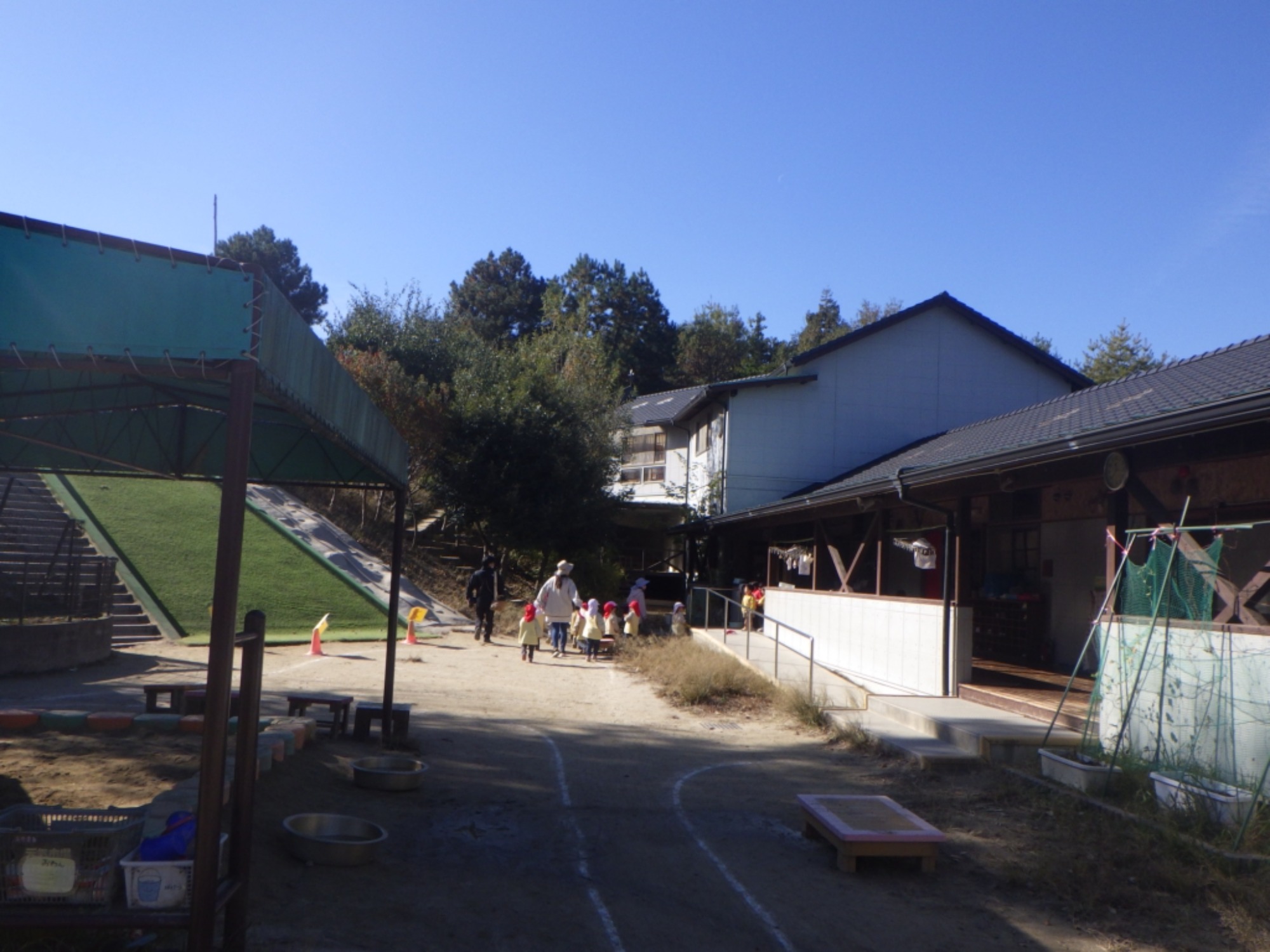 【くも】11/25　村積山　園外保育