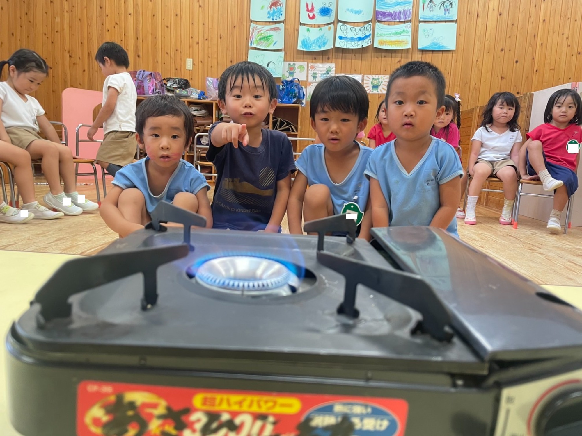 料理してコンサートしてお店して避難して土木工事