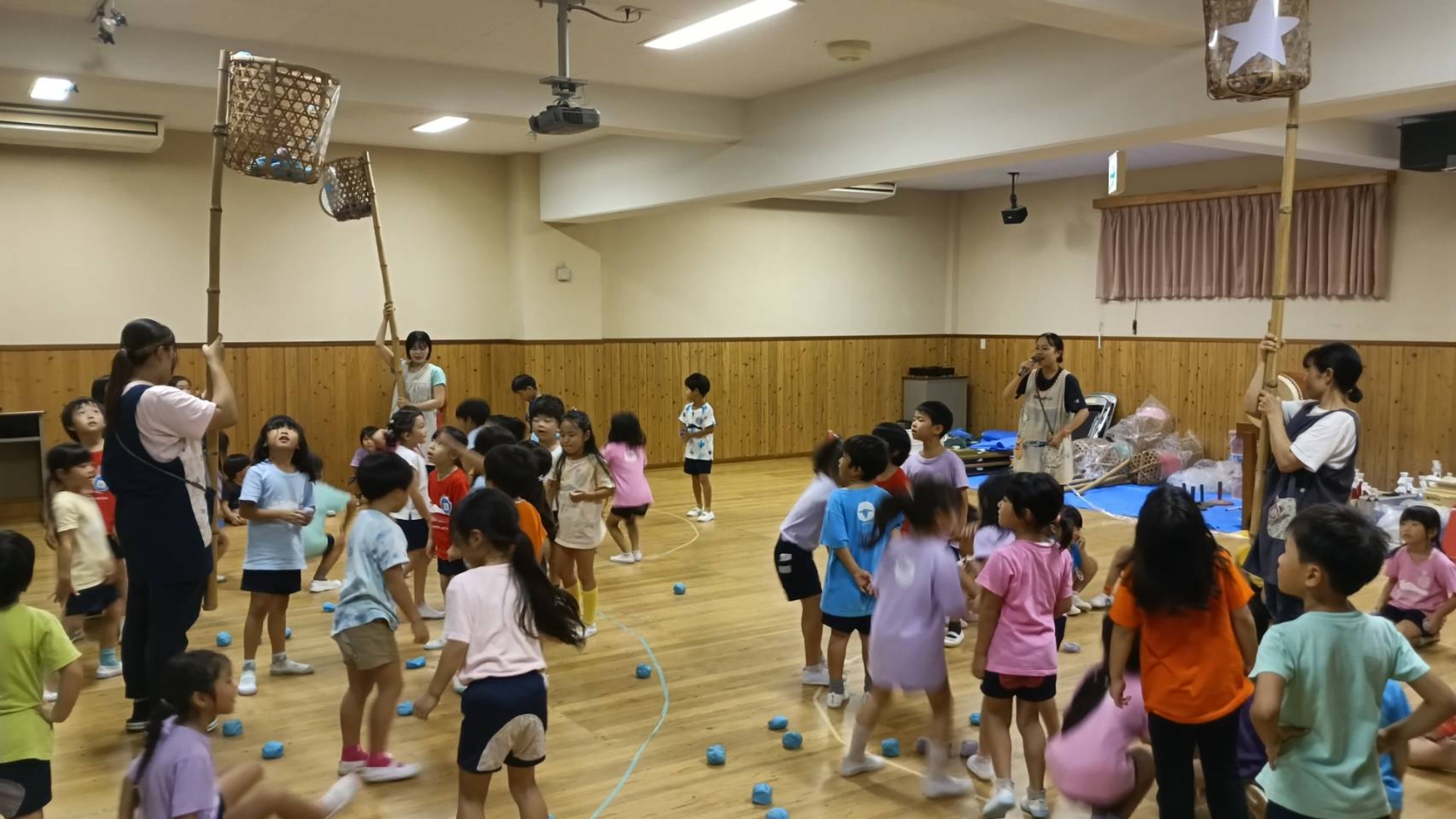 運動会へ