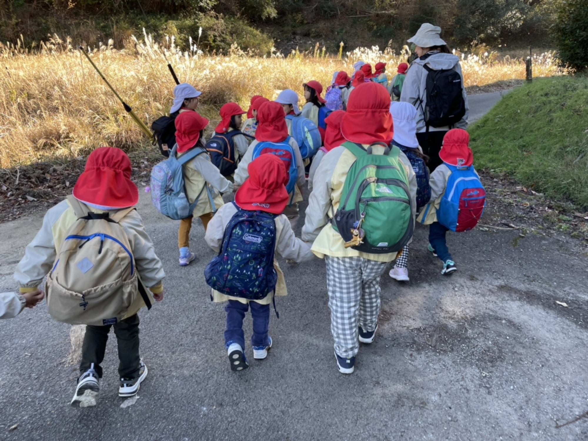 【年少・年長】12/9　合同園外保育（1/3）