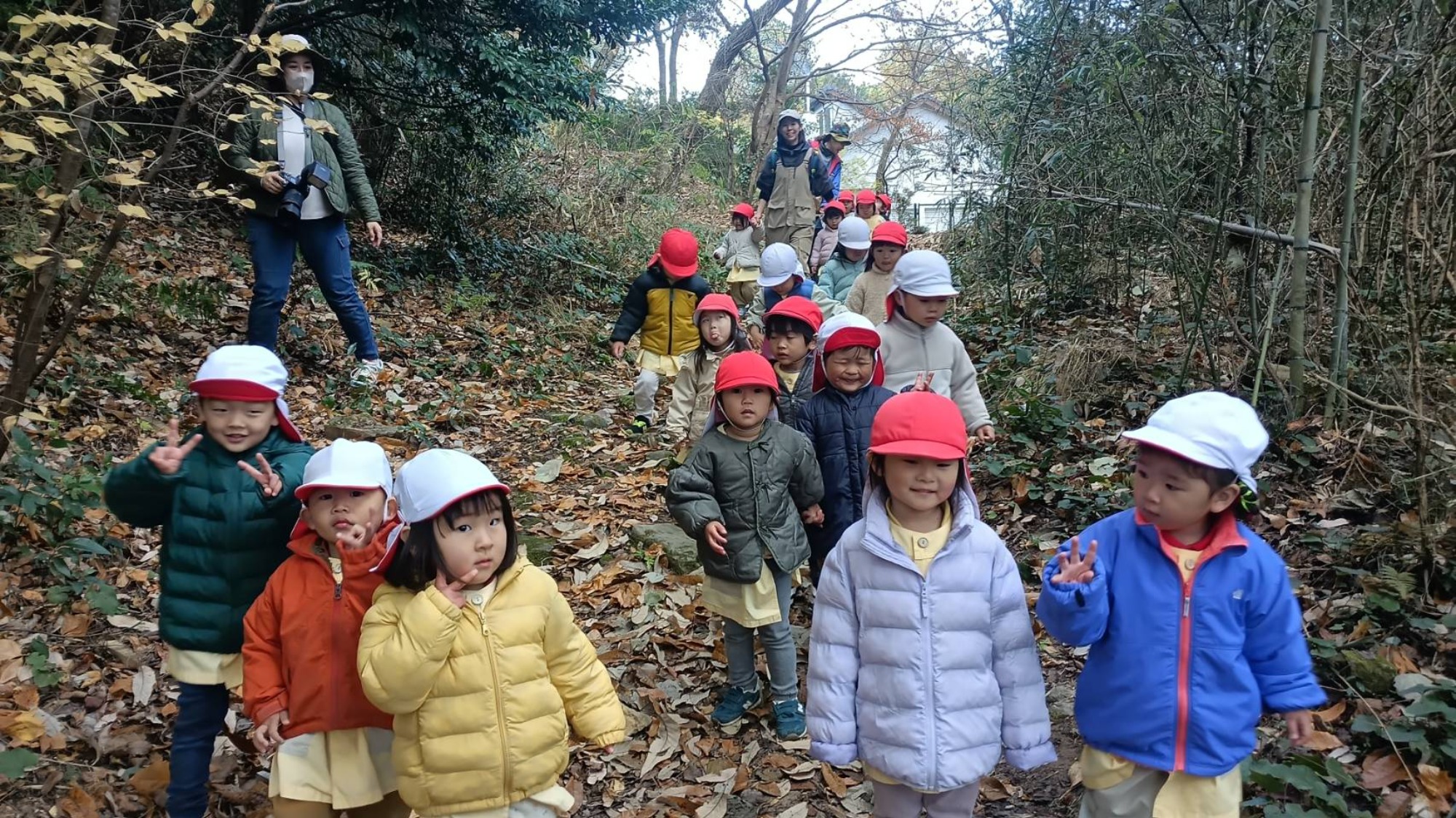 【くも】12/11　村積山　園外保育