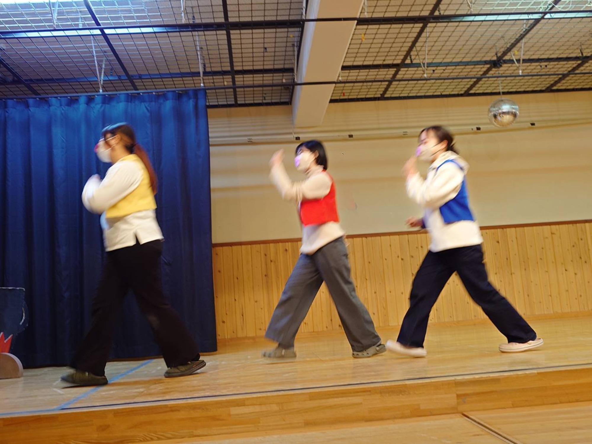 ３びきのこぶたのクリスマス