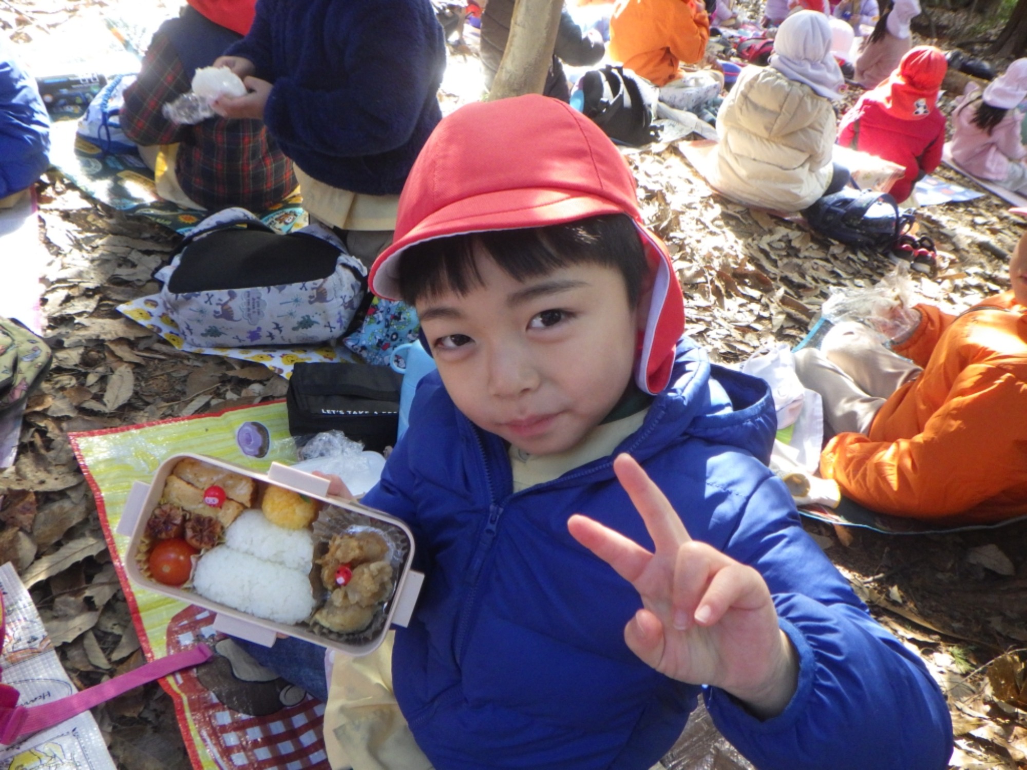 【年長】1/8　村積山　園外保育（2/3）