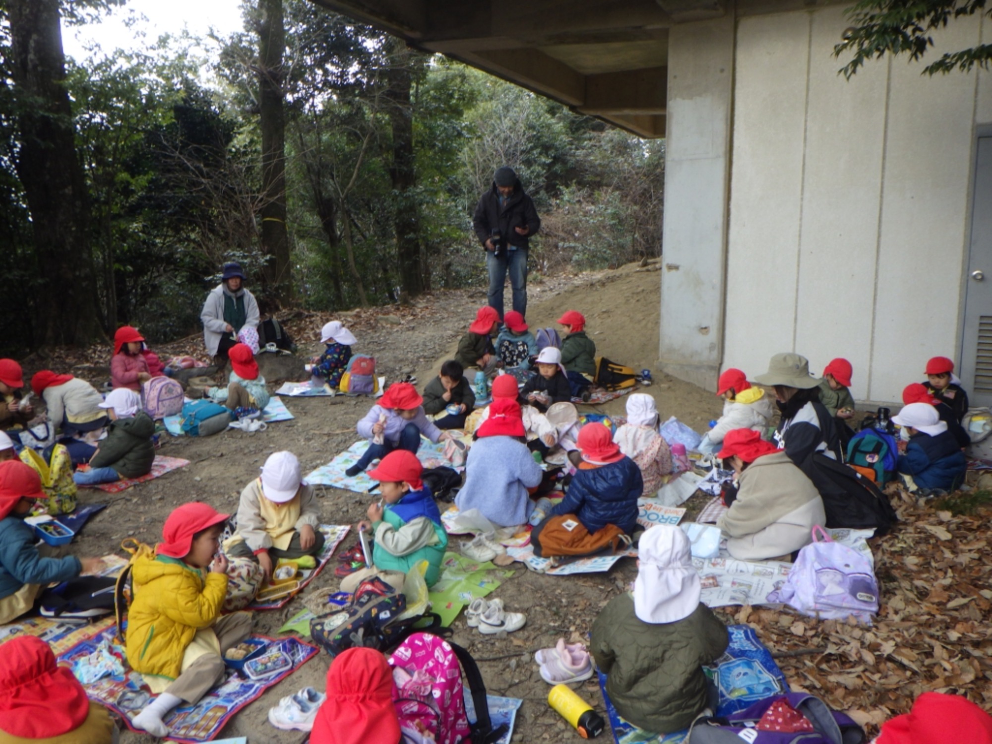 【年中】1/13　村積山　園外保育（2/2）