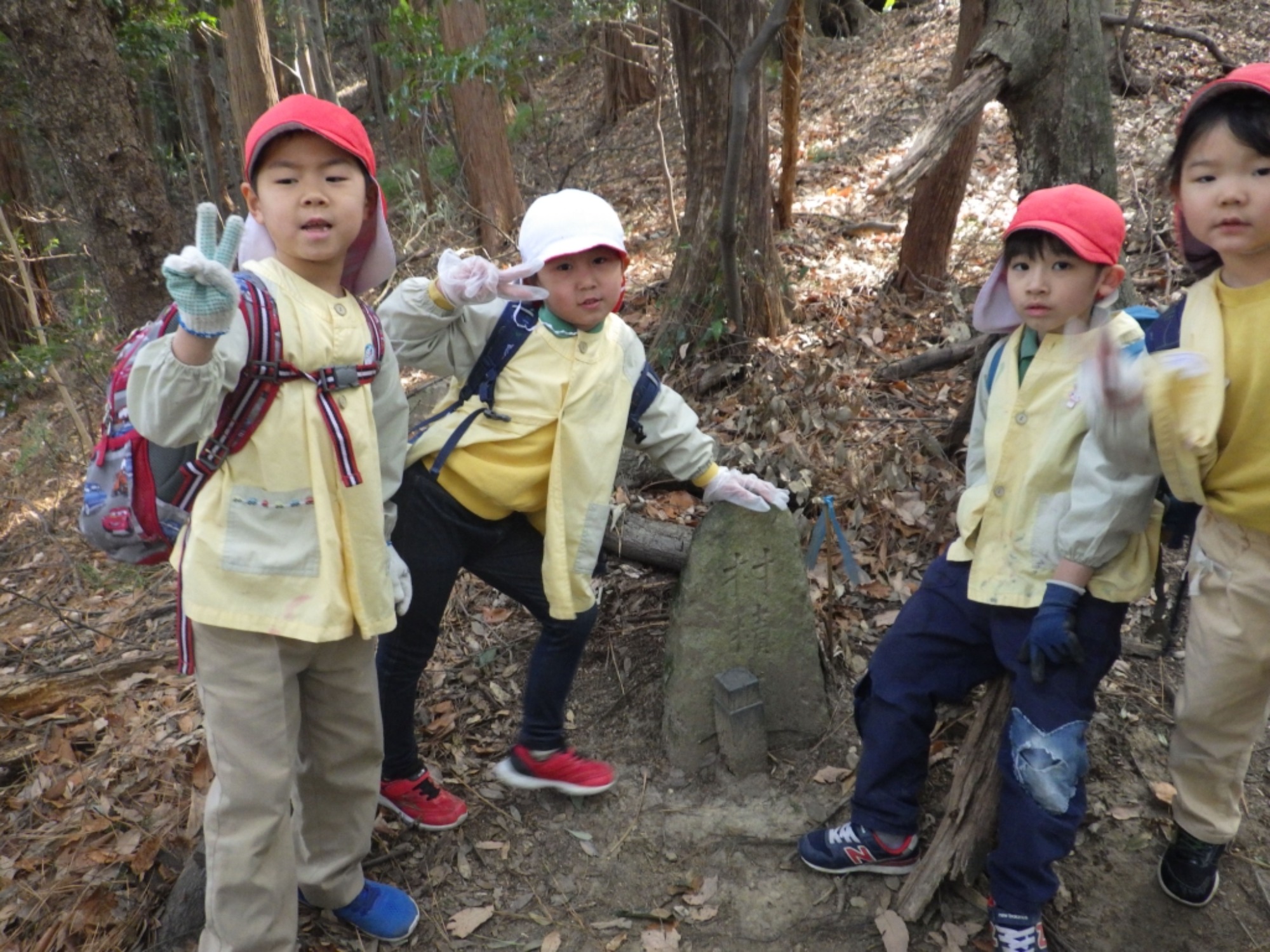 【年長】2/16　村積山　園外保育（2/4）