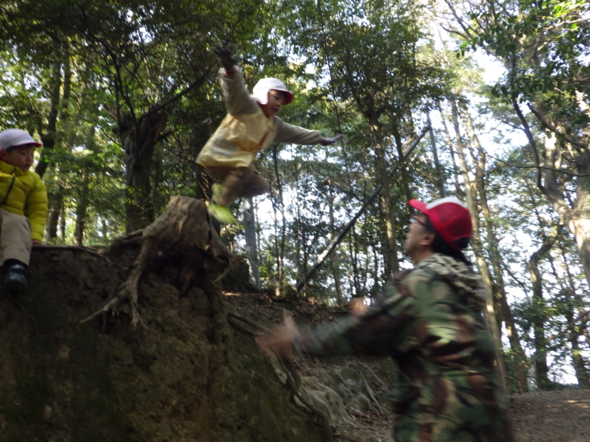 【年長】2/16 村積山 園外保育(3/4)