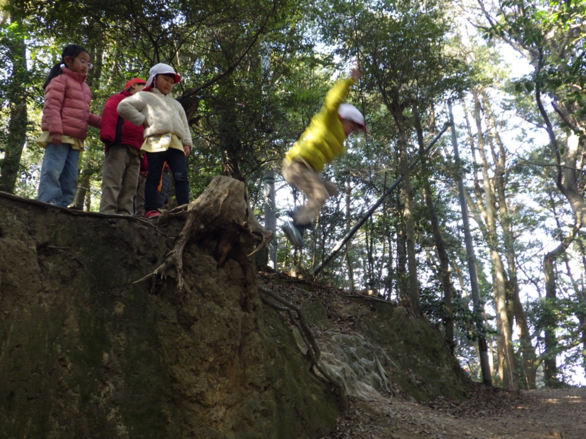 【年長】2/16 村積山 園外保育(3/4)